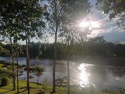 Nan De Panna Riverside Homestay