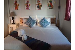 Nan De Panna Riverside Homestay