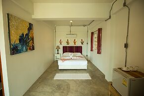 Nan De Panna Riverside Homestay