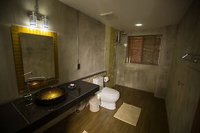 Nan De Panna Riverside Homestay