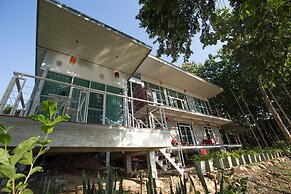 Nan De Panna Riverside Homestay