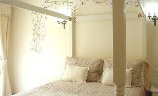 Taboga Palace Spa Hotel