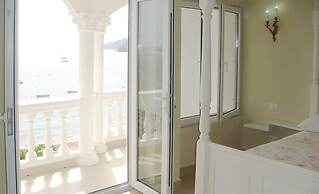 Taboga Palace Spa Hotel