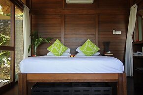 Twin Island Villas & Dive Resort