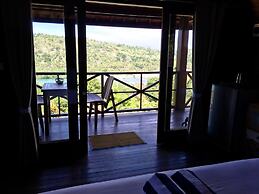 Twin Island Villas & Dive Resort