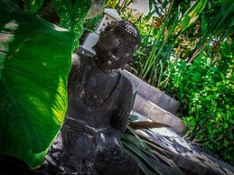 Twin Island Villas & Dive Resort