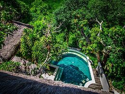 Twin Island Villas & Dive Resort