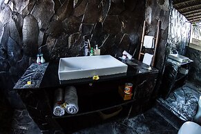 Twin Island Villas & Dive Resort