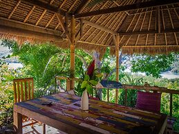 Twin Island Villas & Dive Resort