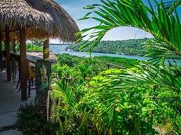 Twin Island Villas & Dive Resort