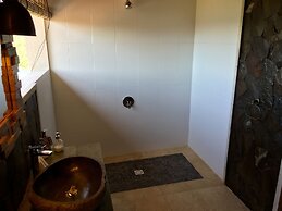 Twin Island Villas & Dive Resort