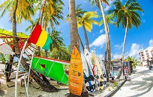 Triton Beach Hotel & Spa