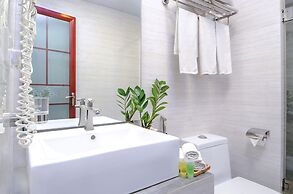 Triton Beach Hotel & Spa