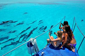 Triton Beach Hotel & Spa