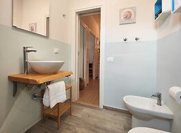 Sea view and ground floor Apartments le Dune