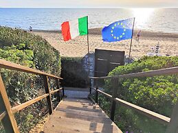 Sea view and ground floor Apartments le Dune