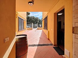 Sea view and ground floor Apartments le Dune