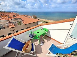 Sea view and ground floor Apartments le Dune