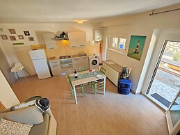 Sea view and ground floor Apartments le Dune