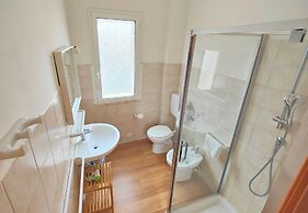 Sea view and ground floor Apartments le Dune