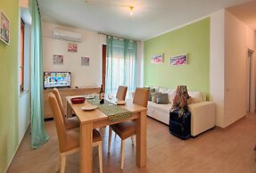 Sea view and ground floor Apartments le Dune