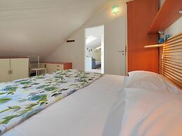 Sea view and ground floor Apartments le Dune