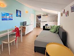 Sea view and ground floor Apartments le Dune