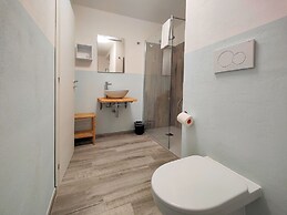 Sea view and ground floor Apartments le Dune