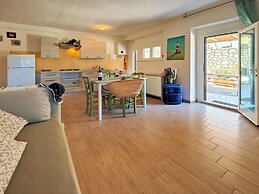 Sea view and ground floor Apartments le Dune