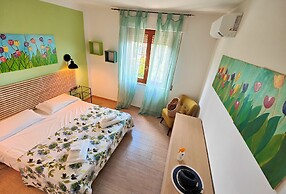 Sea view and ground floor Apartments le Dune