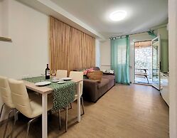 Sea view and ground floor Apartments le Dune