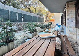 Sea view and ground floor Apartments le Dune