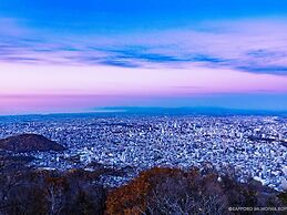 Toyoko Inn Hokkaido Sapporo Station Nishi Hokudai Mae