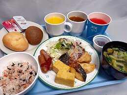 Toyoko Inn Hokkaido Sapporo Station Nishi Hokudai Mae