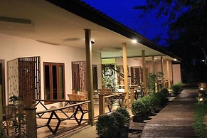 Poohbar Resort & Lotusdive