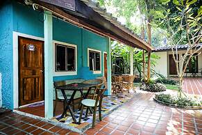 Poohbar Resort & Lotusdive