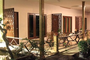 Poohbar Resort & Lotusdive