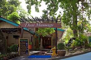 Poohbar Resort & Lotusdive