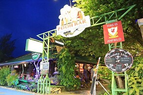 Poohbar Resort & Lotusdive