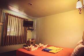 Poohbar Resort & Lotusdive