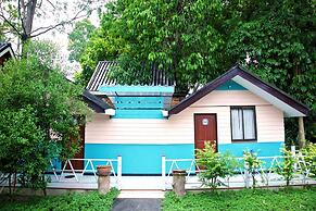 Poohbar Resort & Lotusdive