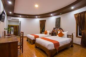 Ravorn Villa Boutique