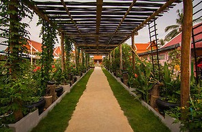 Ravorn Villa Boutique