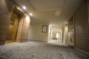 Efcee Sarovar Premiere Bhavnagar