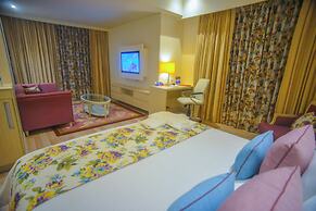 Efcee Sarovar Premiere Bhavnagar