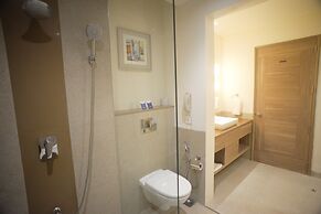 Efcee Sarovar Premiere Bhavnagar