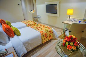 Efcee Sarovar Premiere Bhavnagar