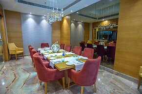 Efcee Sarovar Premiere Bhavnagar