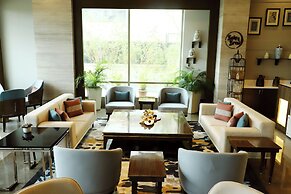 Efcee Sarovar Premiere Bhavnagar