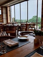 Efcee Sarovar Premiere Bhavnagar